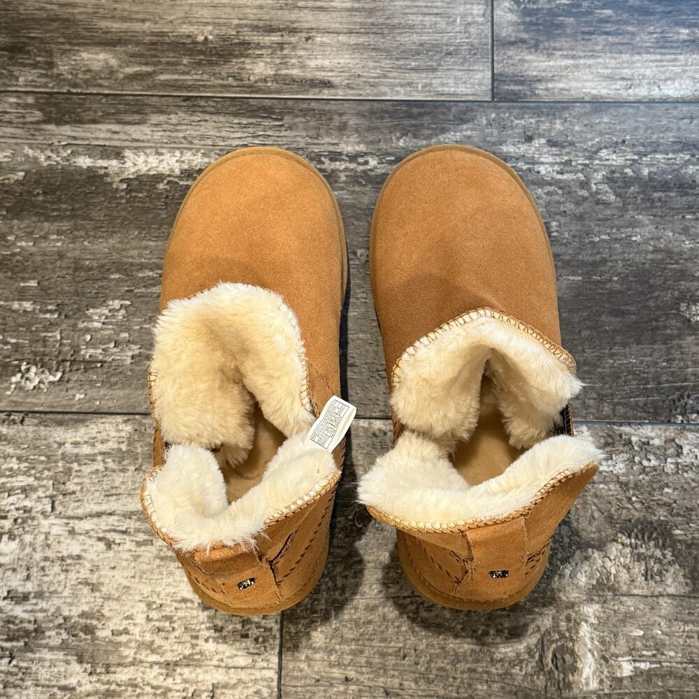 UGG Boots Shoes Womens Size 7 Chestnut Sheepskin Fleece Lined Classic Australia - Picture 7 of 14